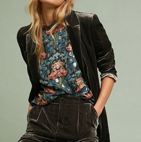 Anthropologie Jackets & Blazers - Ett twa by Anthropologie Gallery Velvet Blazer